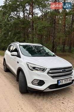 Внедорожник / Кроссовер Ford Kuga 2019 в Киеве