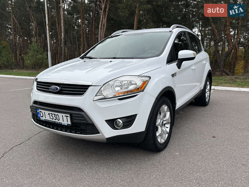 Позашляховик / Кросовер Ford Kuga 2011 в Києві