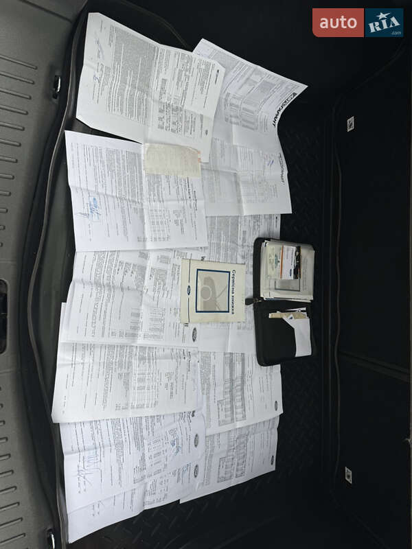 Позашляховик / Кросовер Ford Kuga 2011 в Києві