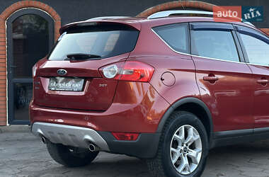 Позашляховик / Кросовер Ford Kuga 2010 в 
