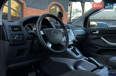 Позашляховик / Кросовер Ford Kuga 2010 в 