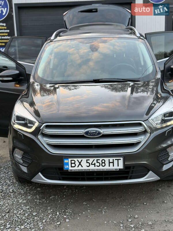 Внедорожник / Кроссовер Ford Kuga 2019 в Хмельницком фото 2 Внедорожник / Кроссовер Ford Kuga 2019 в Хмельницком