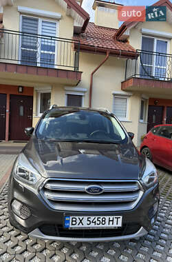 Позашляховик / Кросовер Ford Kuga 2019 в  фото 19 Позашляховик / Кросовер Ford Kuga 2019 в