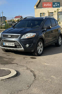 Внедорожник / Кроссовер Ford Kuga 2010 в 