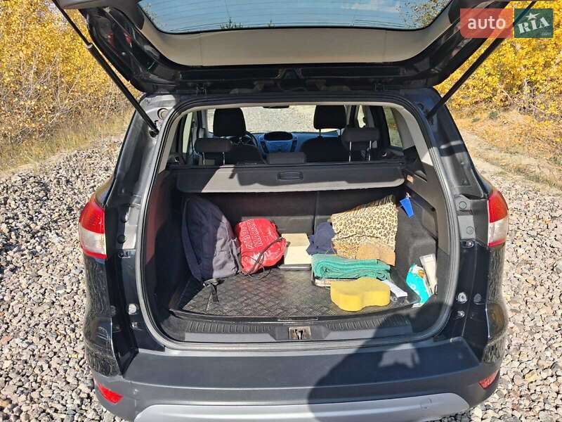 Внедорожник / Кроссовер Ford Kuga 2013 в Каменском фото 12 Внедорожник / Кроссовер Ford Kuga 2013 в Каменском