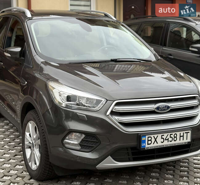 Внедорожник / Кроссовер Ford Kuga 2019 в Хмельницком фото Внедорожник / Кроссовер Ford Kuga 2019 в Хмельницком