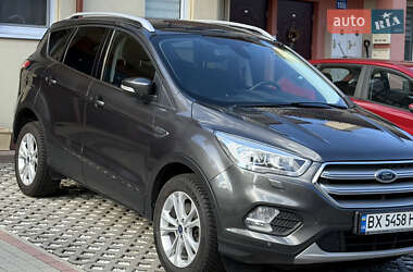 Позашляховик / Кросовер Ford Kuga 2019 в  фото 37 Позашляховик / Кросовер Ford Kuga 2019 в