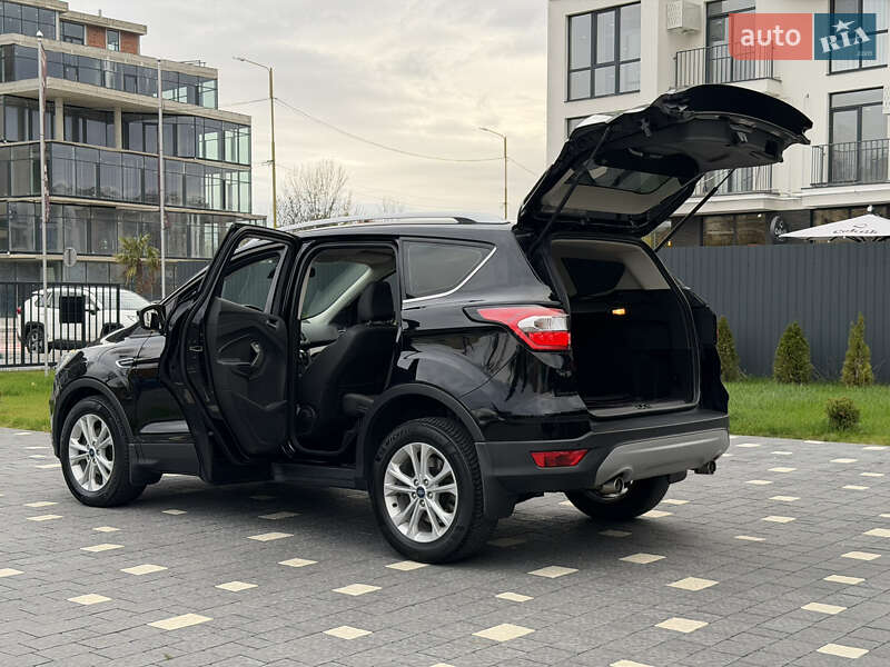 Внедорожник / Кроссовер Ford Kuga 2019 в Ужгороде фото 62 Внедорожник / Кроссовер Ford Kuga 2019 в Ужгороде