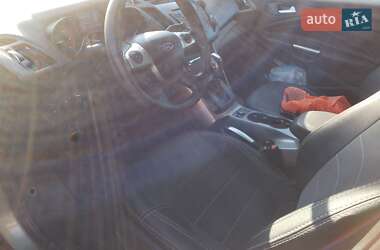 Внедорожник / Кроссовер Ford Kuga 2013 в 