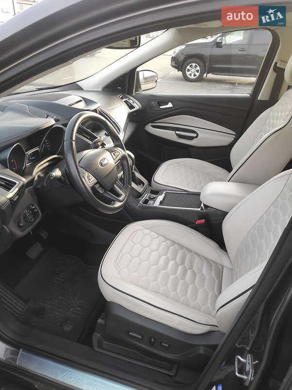 Внедорожник / Кроссовер Ford Kuga 2016 в Львове фото 7 Внедорожник / Кроссовер Ford Kuga 2016 в Львове