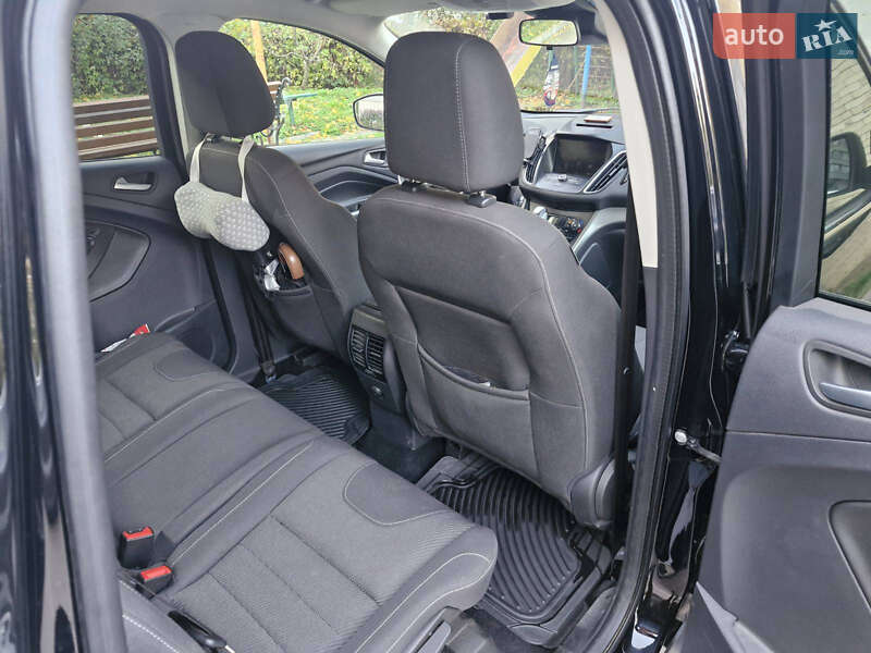 Позашляховик / Кросовер Ford Kuga 2016 в Хмельницькому