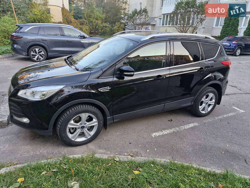 Позашляховик / Кросовер Ford Kuga 2016 в Хмельницькому