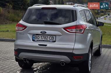 Внедорожник / Кроссовер Ford Kuga 2013 в 
