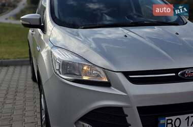 Внедорожник / Кроссовер Ford Kuga 2013 в 