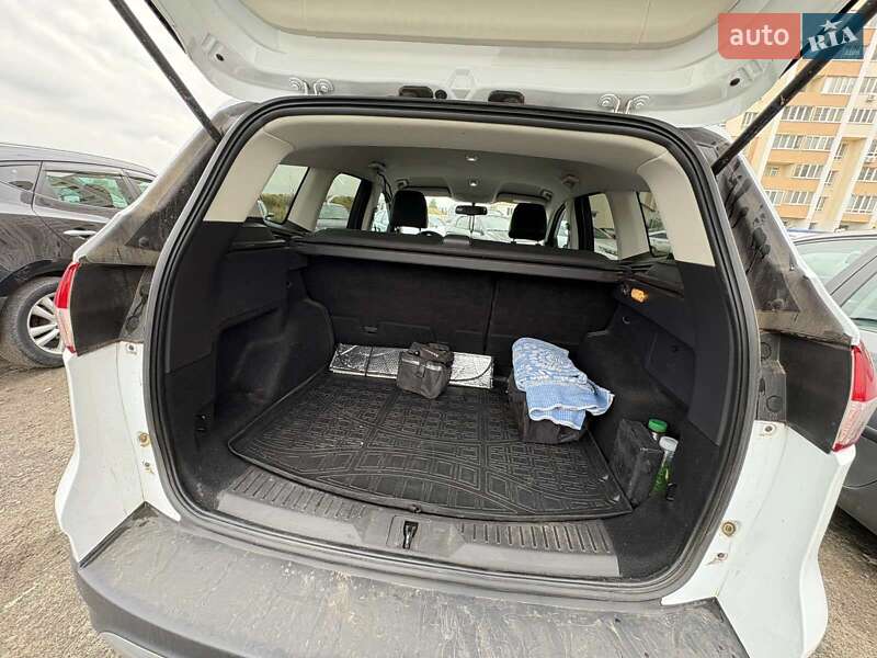 Внедорожник / Кроссовер Ford Kuga 2013 в Конотопе