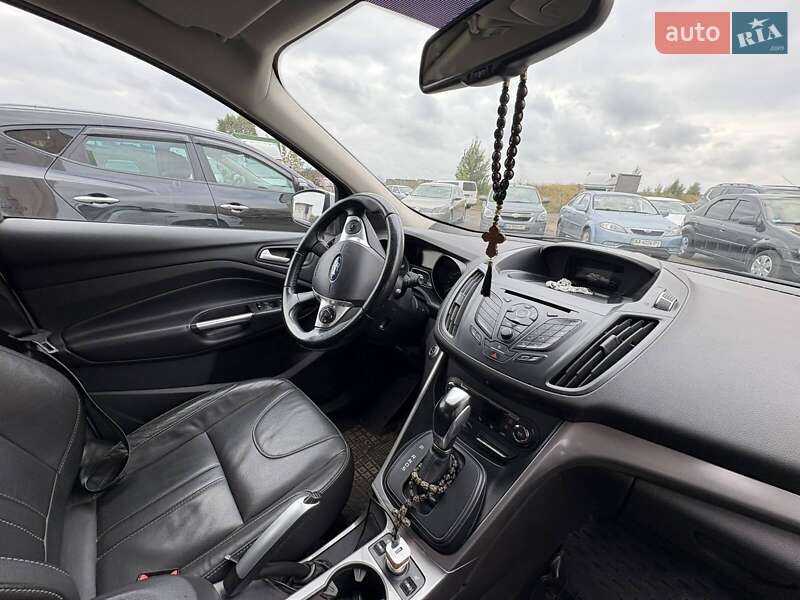 Внедорожник / Кроссовер Ford Kuga 2013 в Конотопе