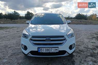 Позашляховик / Кросовер Ford Kuga 2018 в Дніпрі
