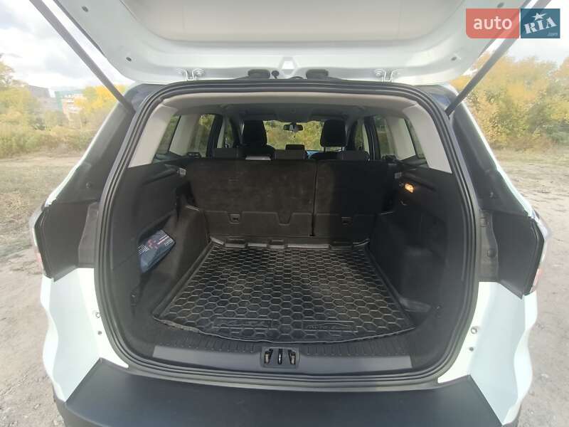 Внедорожник / Кроссовер Ford Kuga 2018 в Днепре фото 14 Внедорожник / Кроссовер Ford Kuga 2018 в Днепре