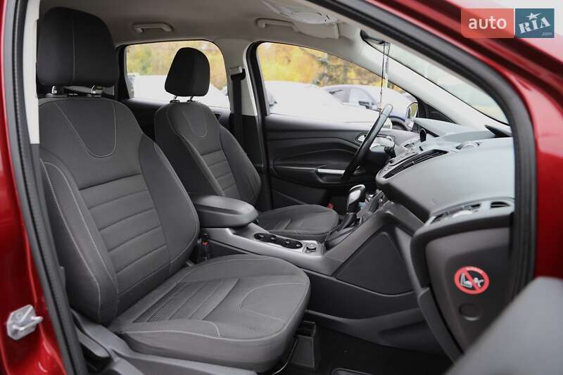 Внедорожник / Кроссовер Ford Kuga 2015 в Харькове фото 10 Внедорожник / Кроссовер Ford Kuga 2015 в Харькове