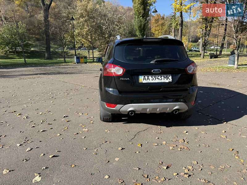 Внедорожник / Кроссовер Ford Kuga 2012 в Киеве
