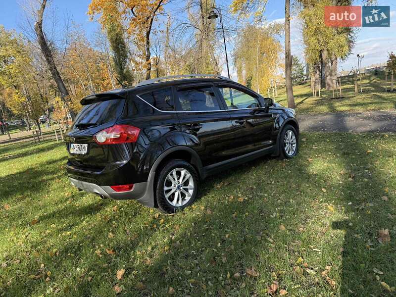 Внедорожник / Кроссовер Ford Kuga 2012 в Киеве