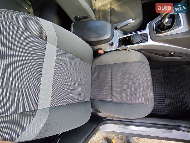 Внедорожник / Кроссовер Ford Kuga 2011 в Киеве фото 16 Внедорожник / Кроссовер Ford Kuga 2011 в Киеве