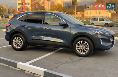 Внедорожник / Кроссовер Ford Kuga 2023 в Харькове