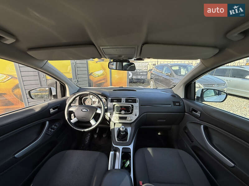 Позашляховик / Кросовер Ford Kuga 2010 в Стрию