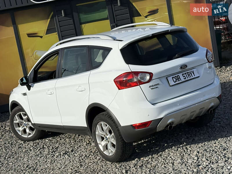 Позашляховик / Кросовер Ford Kuga 2010 в Стрию