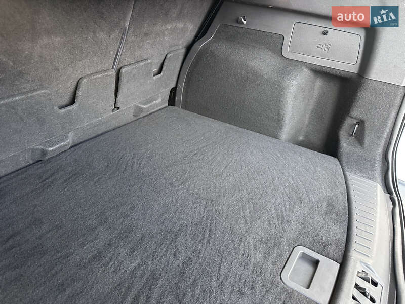 Внедорожник / Кроссовер Ford Kuga 2016 в Киеве