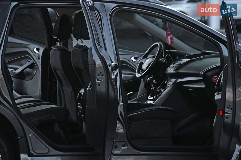 Внедорожник / Кроссовер Ford Kuga 2018 в Днепре фото 8 Внедорожник / Кроссовер Ford Kuga 2018 в Днепре