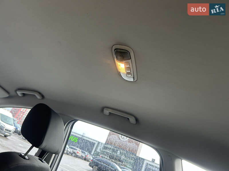 Внедорожник / Кроссовер Ford Kuga 2011 в Киеве фото 42 Внедорожник / Кроссовер Ford Kuga 2011 в Киеве