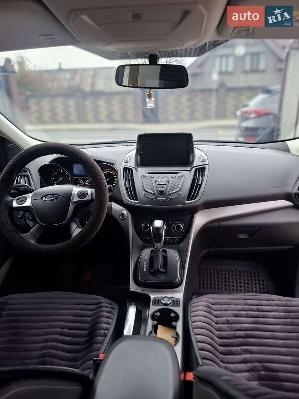 Внедорожник / Кроссовер Ford Kuga 2014 в Звягеле