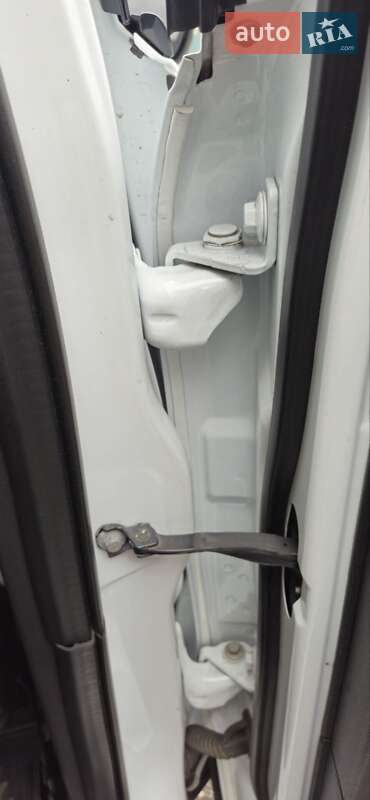 Внедорожник / Кроссовер Ford Kuga 2013 в Днепре