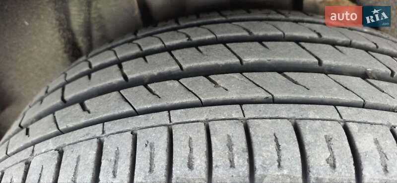 Внедорожник / Кроссовер Ford Kuga 2013 в Днепре