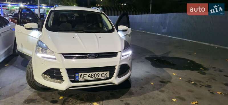 Внедорожник / Кроссовер Ford Kuga 2013 в Днепре