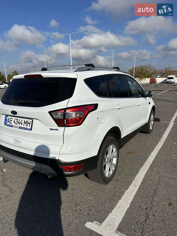 Внедорожник / Кроссовер Ford Kuga 2019 в Днепре