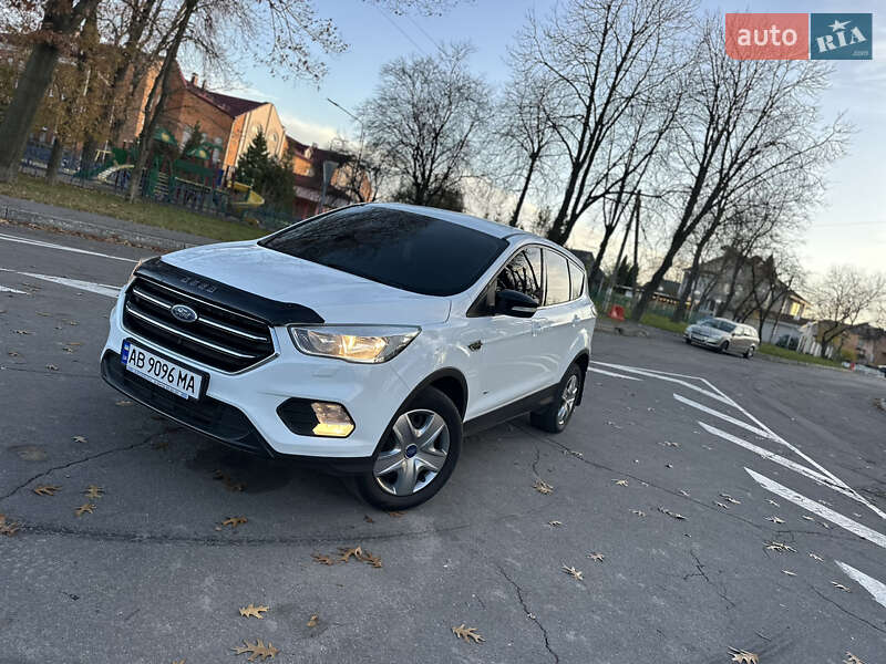 Внедорожник / Кроссовер Ford Kuga 2017 в Виннице фото 8 Внедорожник / Кроссовер Ford Kuga 2017 в Виннице