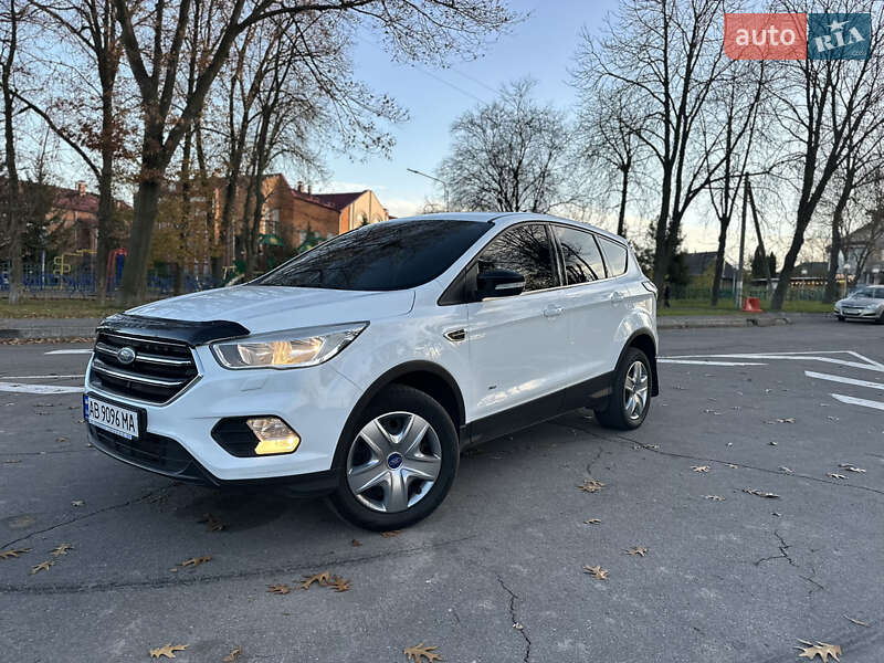 Внедорожник / Кроссовер Ford Kuga 2017 в Виннице фото 7 Внедорожник / Кроссовер Ford Kuga 2017 в Виннице