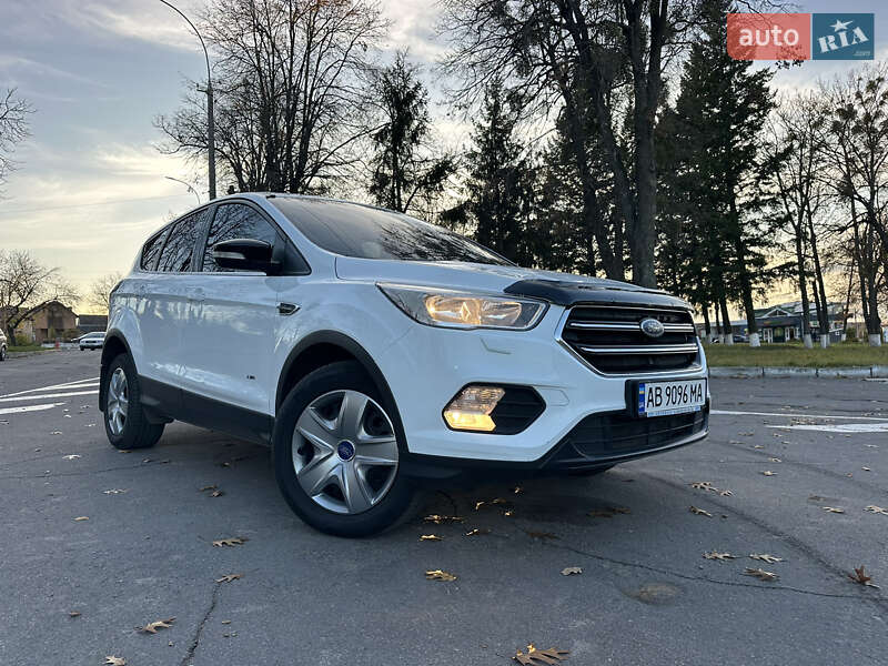 Внедорожник / Кроссовер Ford Kuga 2017 в Виннице фото 19 Внедорожник / Кроссовер Ford Kuga 2017 в Виннице