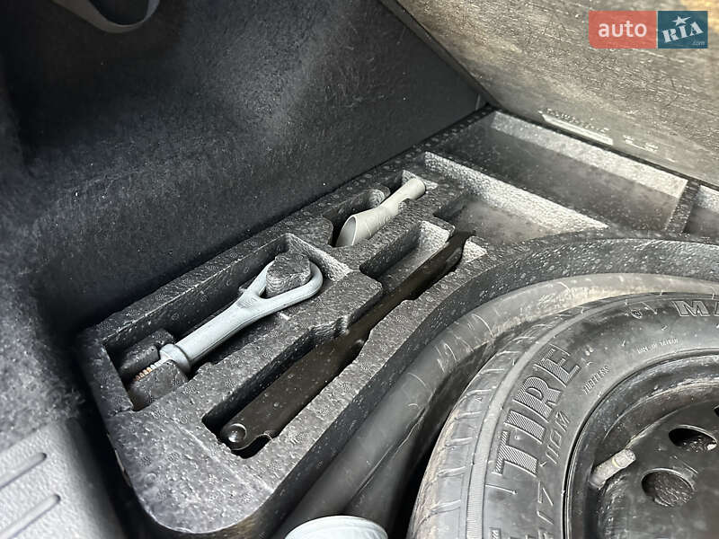 Внедорожник / Кроссовер Ford Kuga 2017 в Виннице фото 44 Внедорожник / Кроссовер Ford Kuga 2017 в Виннице