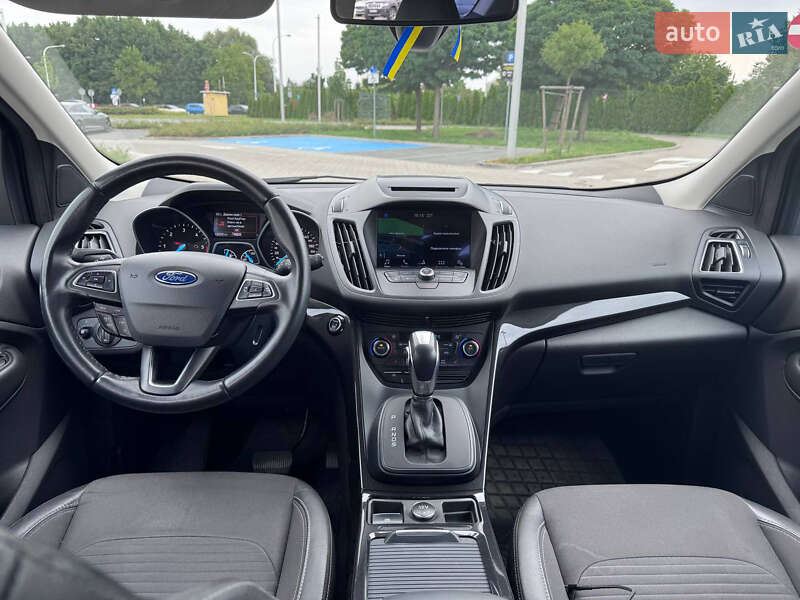 Внедорожник / Кроссовер Ford Kuga 2019 в Киеве