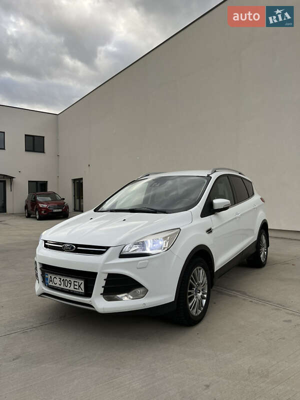 Позашляховик / Кросовер Ford Kuga 2013 в Луцьку