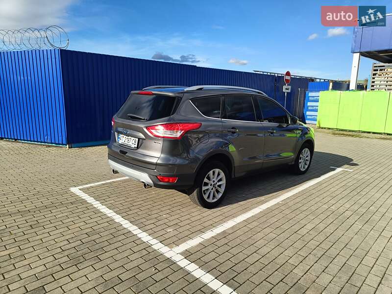 Внедорожник / Кроссовер Ford Kuga 2016 в Калуше