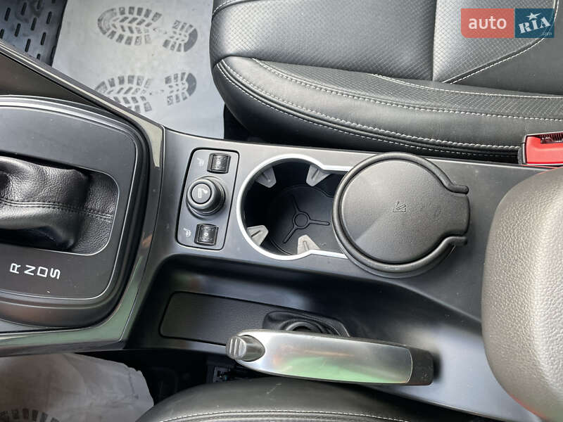 Внедорожник / Кроссовер Ford Kuga 2014 в Дубно