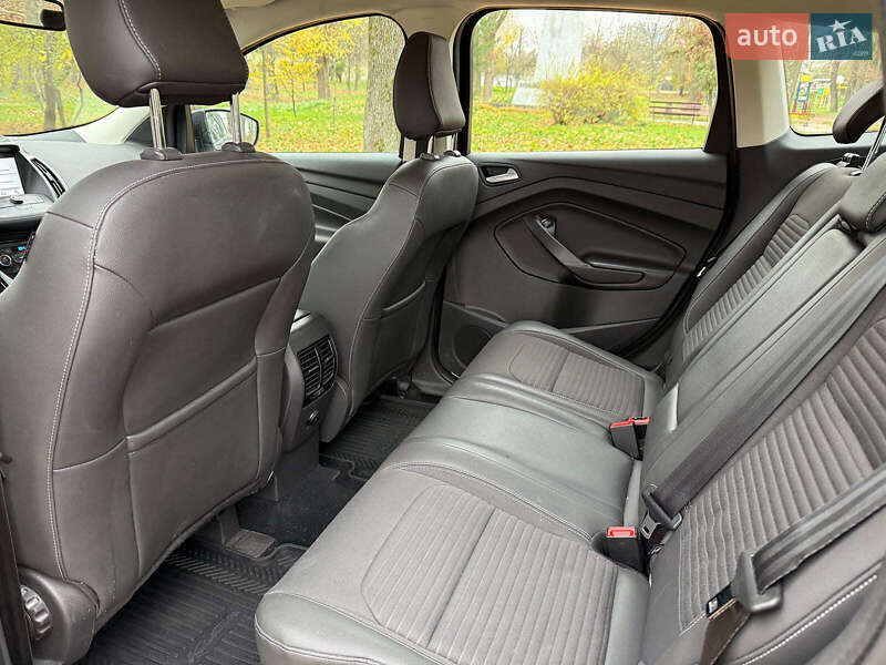 Внедорожник / Кроссовер Ford Kuga 2019 в Киеве фото 17 Внедорожник / Кроссовер Ford Kuga 2019 в Киеве