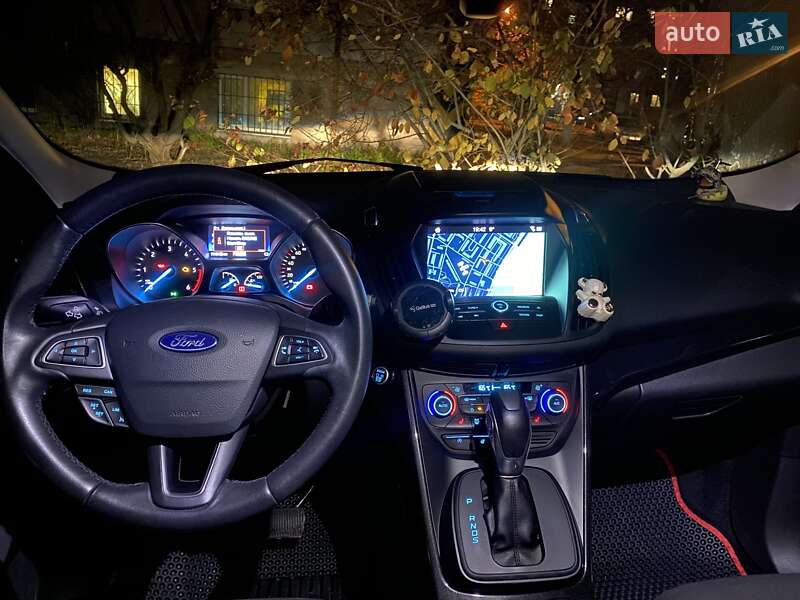 Позашляховик / Кросовер Ford Kuga 2019 в Києві фото 16 Позашляховик / Кросовер Ford Kuga 2019 в Києві