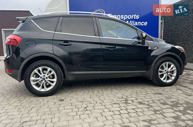 Позашляховик / Кросовер Ford Kuga 2011 в Ковелі