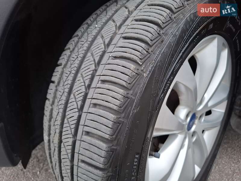 Позашляховик / Кросовер Ford Kuga 2011 в Києві фото 25 Позашляховик / Кросовер Ford Kuga 2011 в Києві