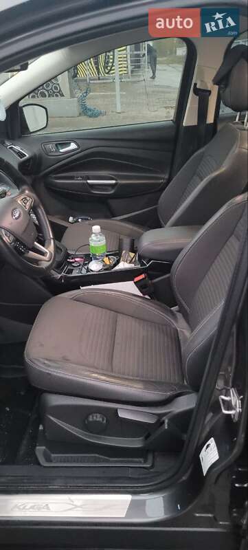 Позашляховик / Кросовер Ford Kuga 2019 в Києві фото 10 Позашляховик / Кросовер Ford Kuga 2019 в Києві